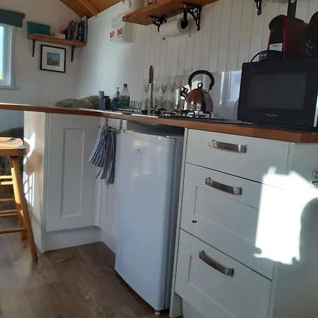 The Shepherd Hut Carleen Exterior photo