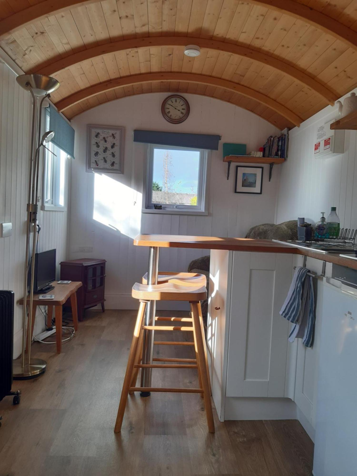 The Shepherd Hut * Carleen